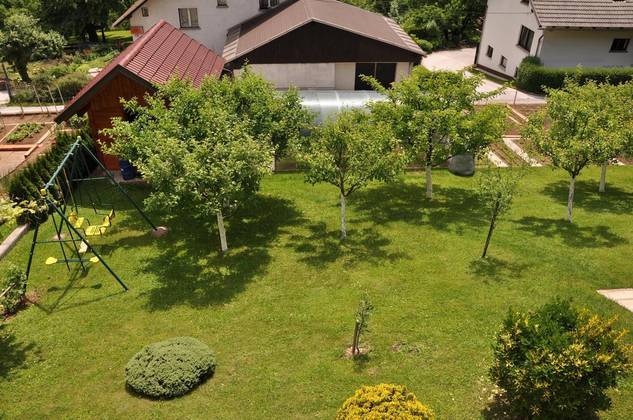 Hotel Rezidenca Ervin Jesenice Zewnętrze zdjęcie