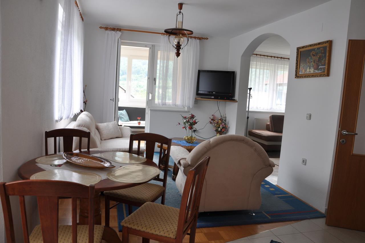 Hotel Rezidenca Ervin Jesenice Zewnętrze zdjęcie