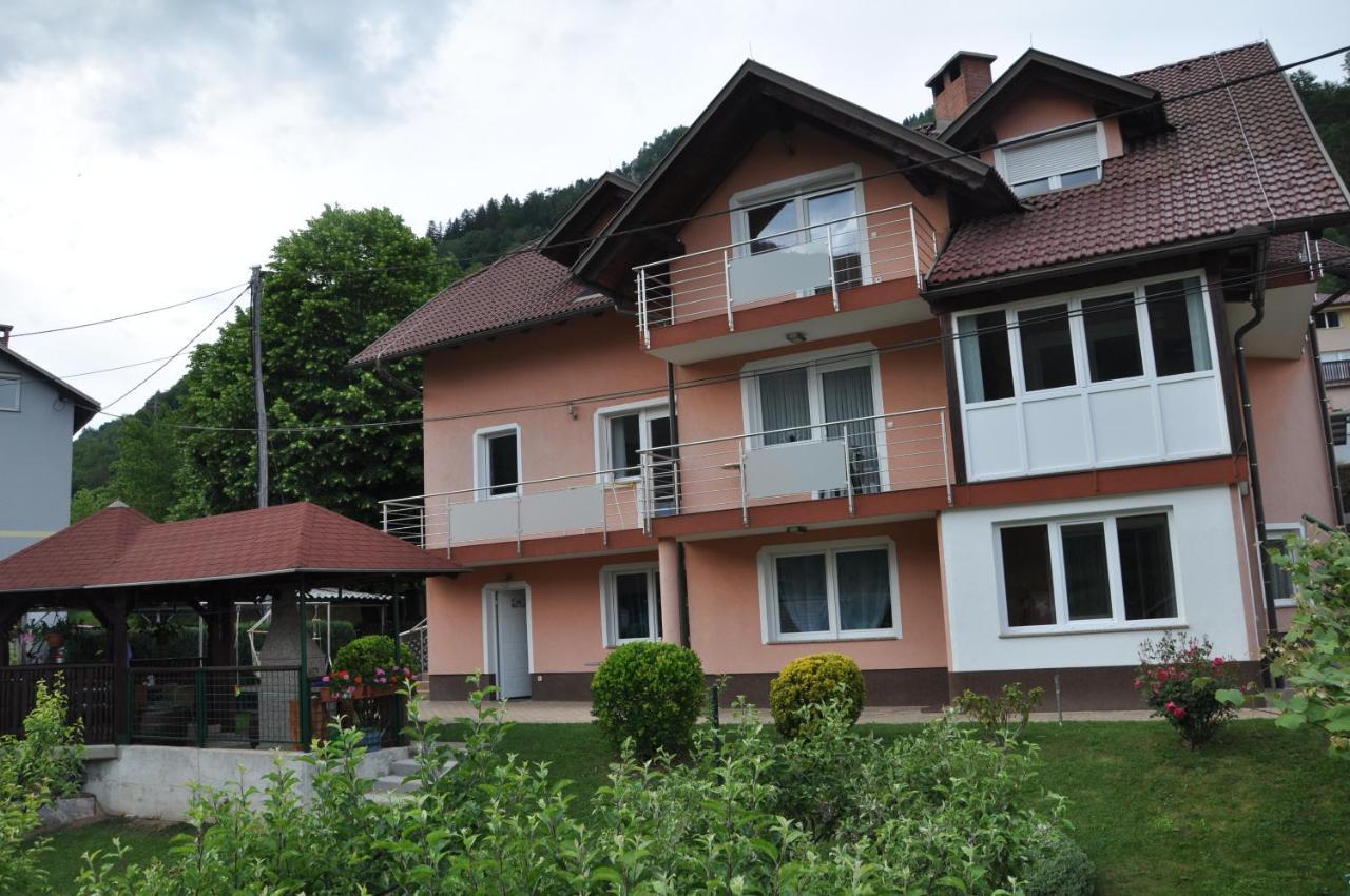 Hotel Rezidenca Ervin Jesenice Zewnętrze zdjęcie